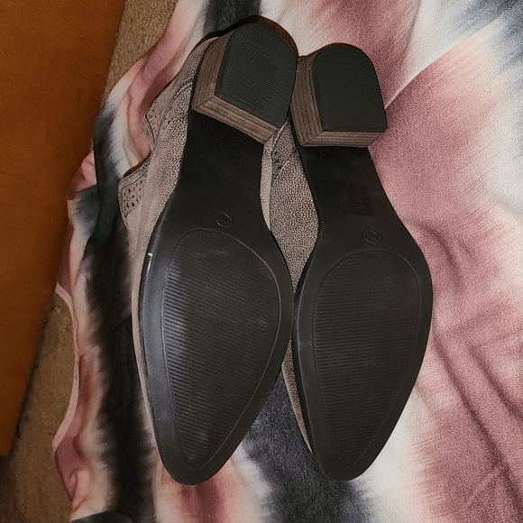 Booties - Picture 5 of 7